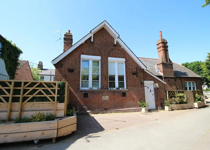 Villa: The Old Schoolhouse
